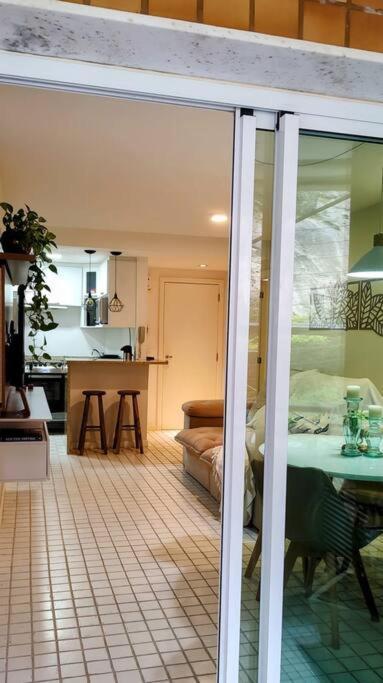 Apto Pe Na Areia Condominio Oceanside Camboinhas نيتيروي المظهر الخارجي الصورة