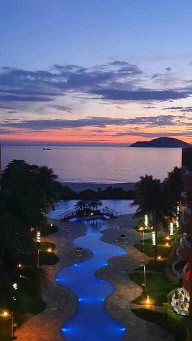Apto Pe Na Areia Condominio Oceanside Camboinhas نيتيروي المظهر الخارجي الصورة